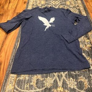 American Eagle long sleeve t shirt